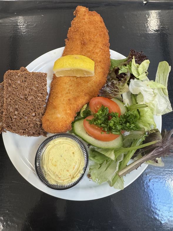 Fiskefilet m. brød